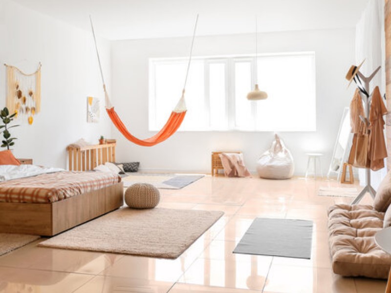 hammocks for an airy modern atmosphere.